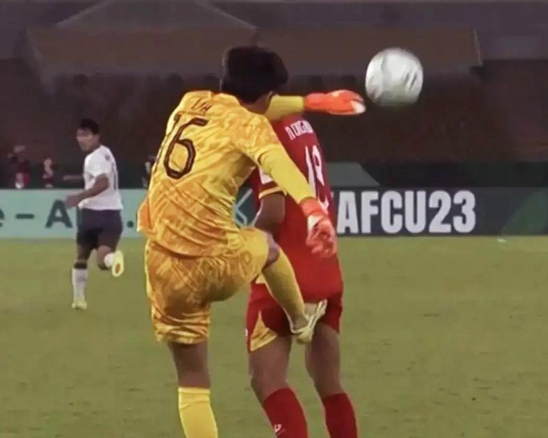 李昊杨希可议 申花还不打包？试训者踏破西海岸门槛 郑智婉拒三批