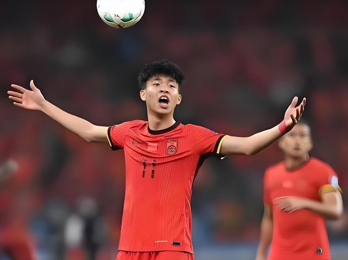 开云体育app-喜讯！鲁能首位爆发的08后新星诞生，热身赛攻破巴萨梯队大门