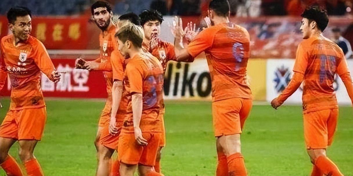 开云体育app-喜讯！鲁能首位爆发的08后新星诞生，热身赛攻破巴萨梯队大门